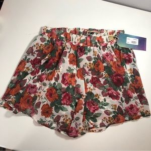 NWT Show Me Your Mumu Floral Shorts